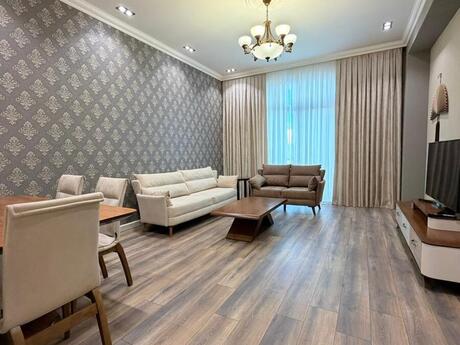 Объявление №6417021 - Баку, пос. Аг шехер, 2-комн., 95 м², 3/7 этаж