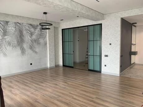 Elan №6417036 - Bakı, Biləcəri q., 4 otaqlı, 185 m², 6/15 mərtəbə