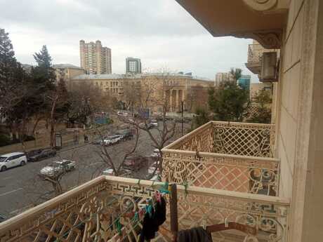 4 otaqlı mənzil, 110 m², Elmlər Akademiyası: 340 000 ₼ 2