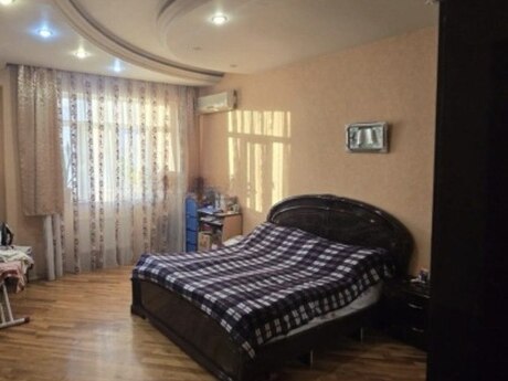 3-комнатная квартира, 135 м², 28 May: 350 000 ₼ 5