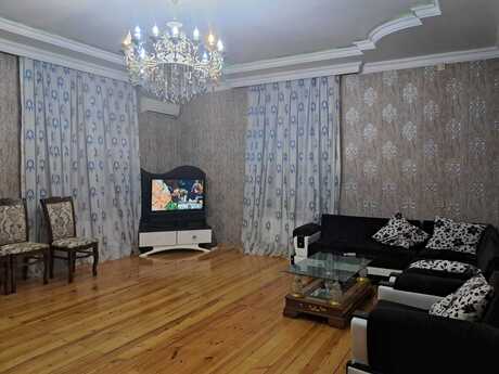 Xocəsəndə 9 otaqlı həyət evi kirayə verilir, 300 m², 650 AZN/ay, şəkil 2 / 12