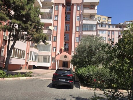4 otaqlı mənzil, 150 m², 8-ci mikrorayon: 585 000 ₼ 5
