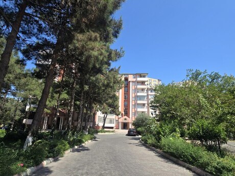 4 otaqlı mənzil, 150 m², 8-ci mikrorayon: 585 000 ₼ 2
