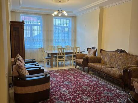 Kirayə 3 otaqlı mənzil, 120 m², Yasamal: 750 ₼/ay 3