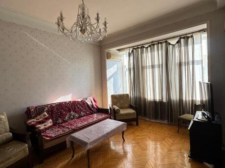 3-room apartment for rent, 85 m², Sahil: 900 ₼/mo 5