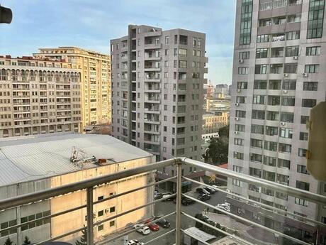 Kirayə 2 otaqlı mənzil, 90 m², Nəriman Nərimanov: 999 ₼/ay 2
