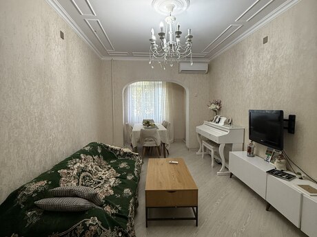 3 otaq · 74 m² · 1/9 mərtəbə, Köhnə Günəşli