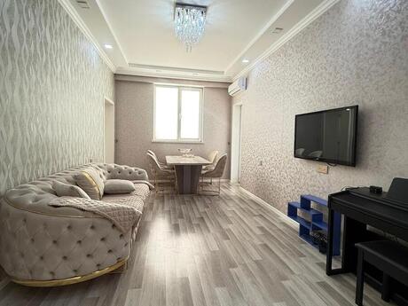 3 otaqlı mənzil, 82 m², İnşaatçılar: 204 000 ₼ 2
