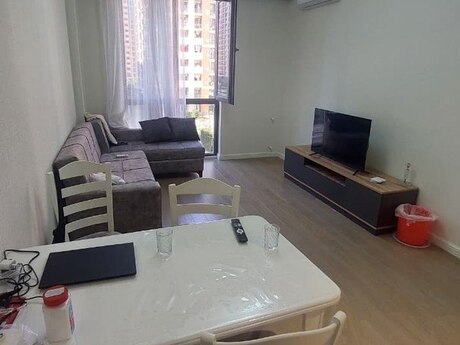 Elan №6417342 - Bakı, Yasamal r., 2 otaqlı, 60 m², 4/18 mərtəbə