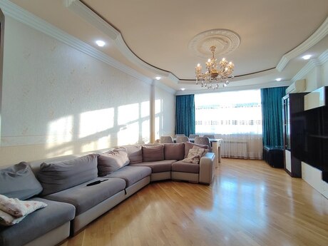 3-комнатная квартира, 133 м², Xalqlar Dostluğu: 270 000 ₼ 4