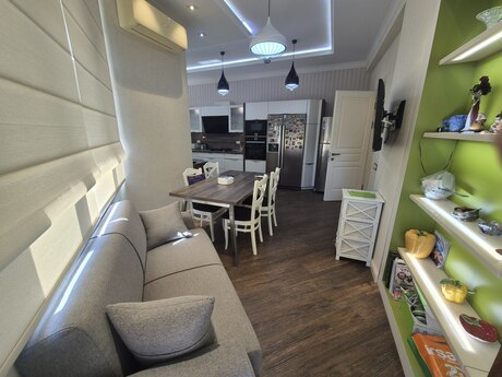 4 otaqlı mənzil, 242 m², Elmlər Akademiyası: 710 000 ₼ 5