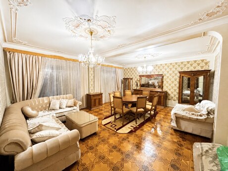 Elan №6417395 - Bakı, Gənclik m., 4 otaqlı, 120 m², 9/9 mərtəbə