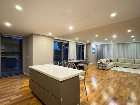 Kirayə 4 otaqlı mənzil, 250 m², Port Baku Residence: 6 500 ₼/ay 5