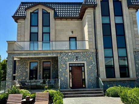 8 otaqlı ev, 700 m², Sabunçu, 4 000 AZN