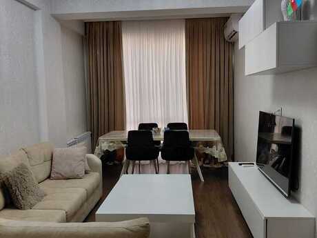 Elan №6417499 - Bakı, 28 May m., 2 otaqlı, 70 m², 12/17 mərtəbə