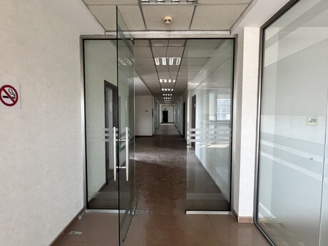 20-room apartment for rent, 1 200 m², Keşlə: 3 900 ₼/mo 2