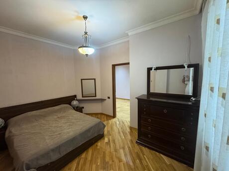 Kirayə 2 otaqlı mənzil, 70 m², 28 May: 1 000 ₼/ay 3