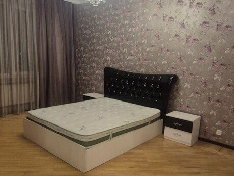 Kirayə 3 otaqlı mənzil, 140 m², Nizami: 1 300 ₼/ay 4