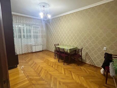 2 rooms · 70 m² · floor 2/9, Azadlıq Prospekti
