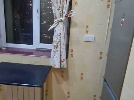 Kirayə 1 otaqlı mənzil, 50 m², 28 May: 650 ₼/ay 2