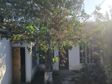 6 otaqlı həyət evi, 125 m², Əmircan: 93 000 ₼ 2
