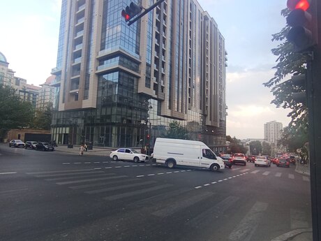 Kirayə 3 otaqlı mənzil, 110 m², 28 May: 2 200 ₼/ay 2