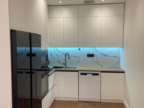 Kirayə 2 otaqlı mənzil, 70 m², Səbail: 1 300 ₼/ay 2