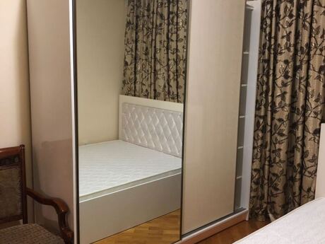 2 otaqlı mənzil, 70 m², Nizami: 240 000 ₼ 5