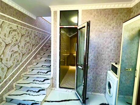 Объявление №6417846 - Баку, Сабаильский р., 3-комн., 80 м²