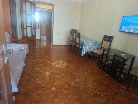 2-room apartment for rent, 80 m², Elmlər Akademiyası: 700 ₼/mo 2