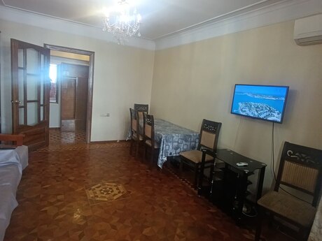 2-room apartment for rent, 80 m², Elmlər Akademiyası: 700 ₼/mo 4