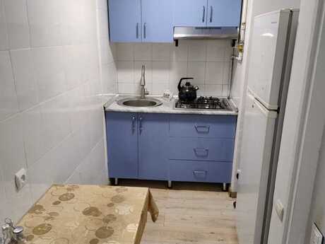 Elan №6418025 - Bakı, Nizami m., 4 otaqlı, 80 m²