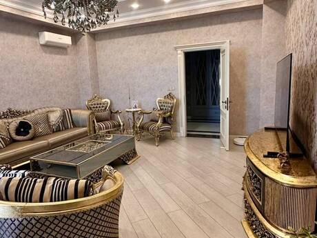 Kirayə 4 otaqlı mənzil, 180 m², Ağ şəhər: 3 500 ₼/ay 3