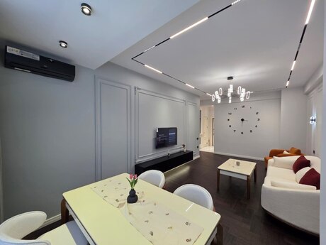 Elan №6418044 - Bakı, Elmlər Akademiyası m., 2 otaqlı, 68 m², 3/17 mərtəbə