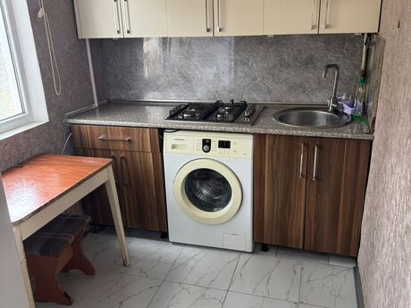 1 rooms · 33 m² · floor 3/5, Bakıxanov