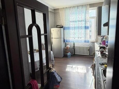 Kirayə 3 otaqlı mənzil, 120 m², İnşaatçılar: 1 000 ₼/ay 5