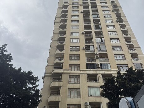 Объявление №6416156 - Баку, м. 20 января, 3-комн., 117 м², 2/16 этаж