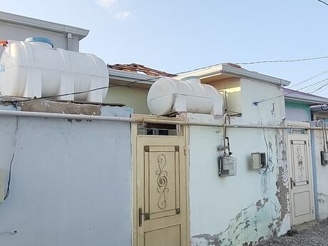 1 otaqlı həyət evi, 40 m², Binə: 23 000 ₼ 2