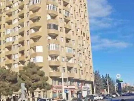 4 otaq · 153 m² · 7/17 mərtəbə, Azadlıq Prospekti