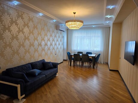 3-room apartment for rent, 100 m², Azadlıq Prospekti: 900 ₼/mo 3