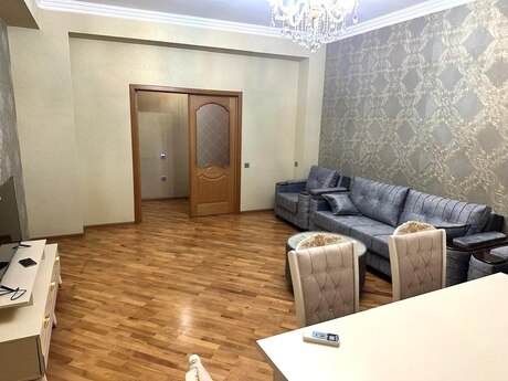 Kirayə 3 otaqlı mənzil, 130 m², Nəsimi: 1 100 ₼/ay 2