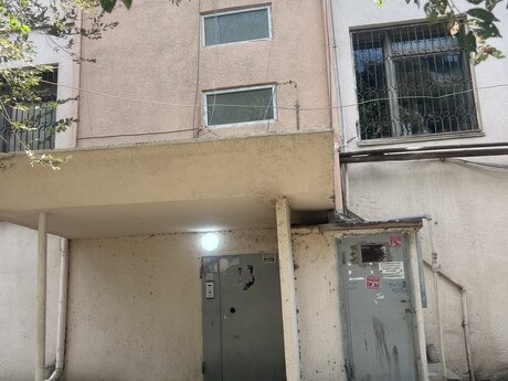 2 otaq · 51,5 m² · 3/9 mərtəbə, Neftçilər