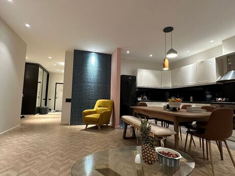 Elan №6418453 - Bakı, İnşaatçılar m., 2 otaqlı, 90 m², 14/16 mərtəbə