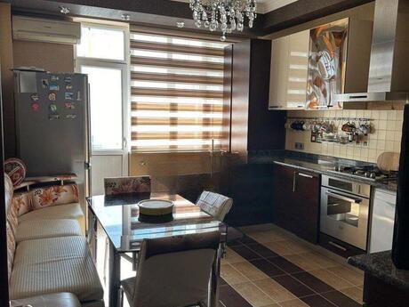 4 otaqlı mənzil, 214 m², Elmlər Akademiyası: 570 000 ₼ 4