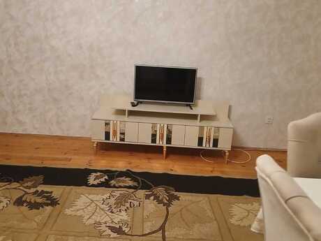 3-room apartment for rent, 130 m², Həzi Aslanov: 750 ₼/mo 4