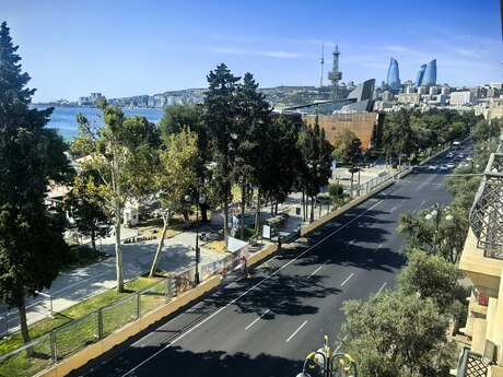Elan №6418496 - Bakı, Sahil m., 2 otaqlı, 70 m², 5/5 mərtəbə