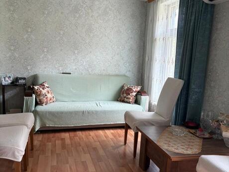 3 otaq · 52 m² · 1/5 mərtəbə, Bakıxanov