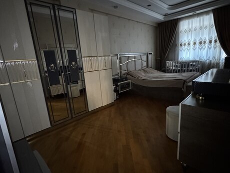 Kirayə 3 otaqlı mənzil, 150 m², İnşaatçılar: 1 450 ₼/ay 3