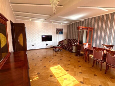 4-комнатная квартира, 170 м², İçəri Şəhər: 499 000 ₼ 3