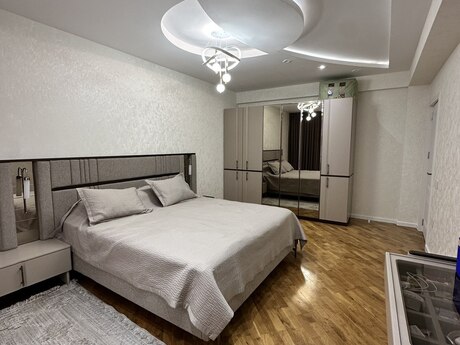 3 otaqlı mənzil, 128 m², İnşaatçılar: 298 000 ₼ 3